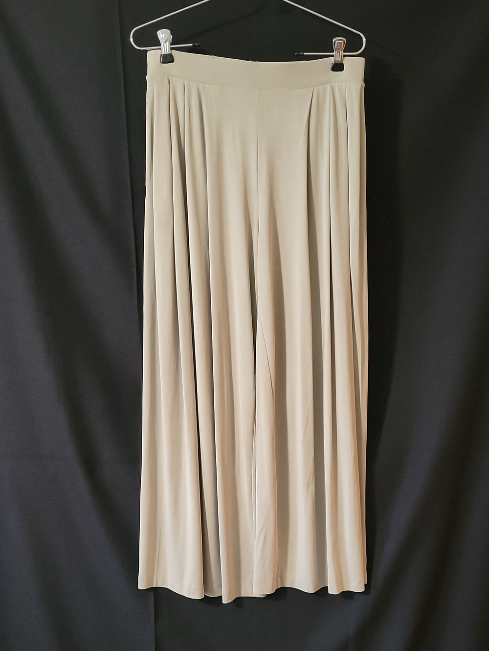 Calla Co. Women's Palazzo Pants, Light Olive Green Pleated, Size S